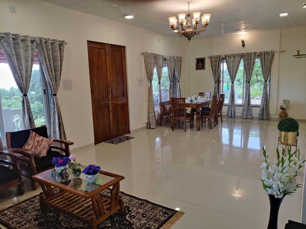 Spicy Mango Ocean Paradise - Luxurious Sea View Villa In Alibaug Christpada 외부 사진