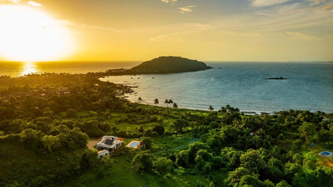 Spicy Mango Ocean Paradise - Luxurious Sea View Villa In Alibaug Christpada 외부 사진