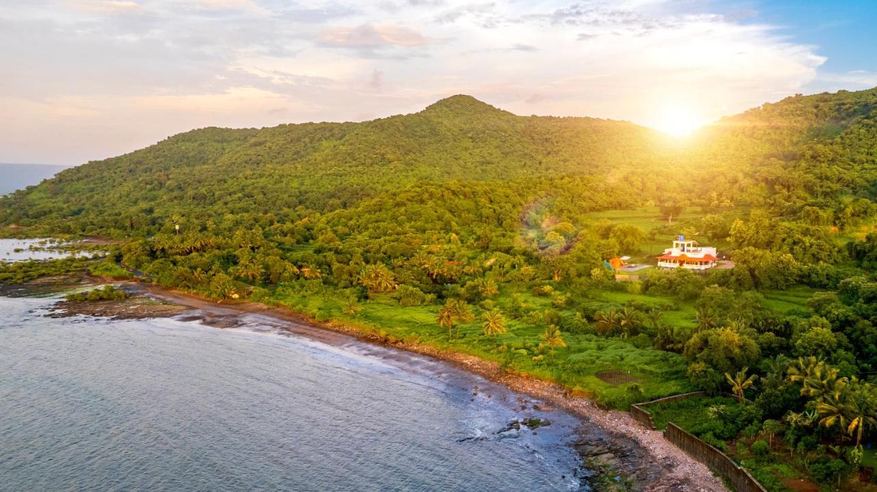 Spicy Mango Ocean Paradise - Luxurious Sea View Villa In Alibaug Christpada 외부 사진