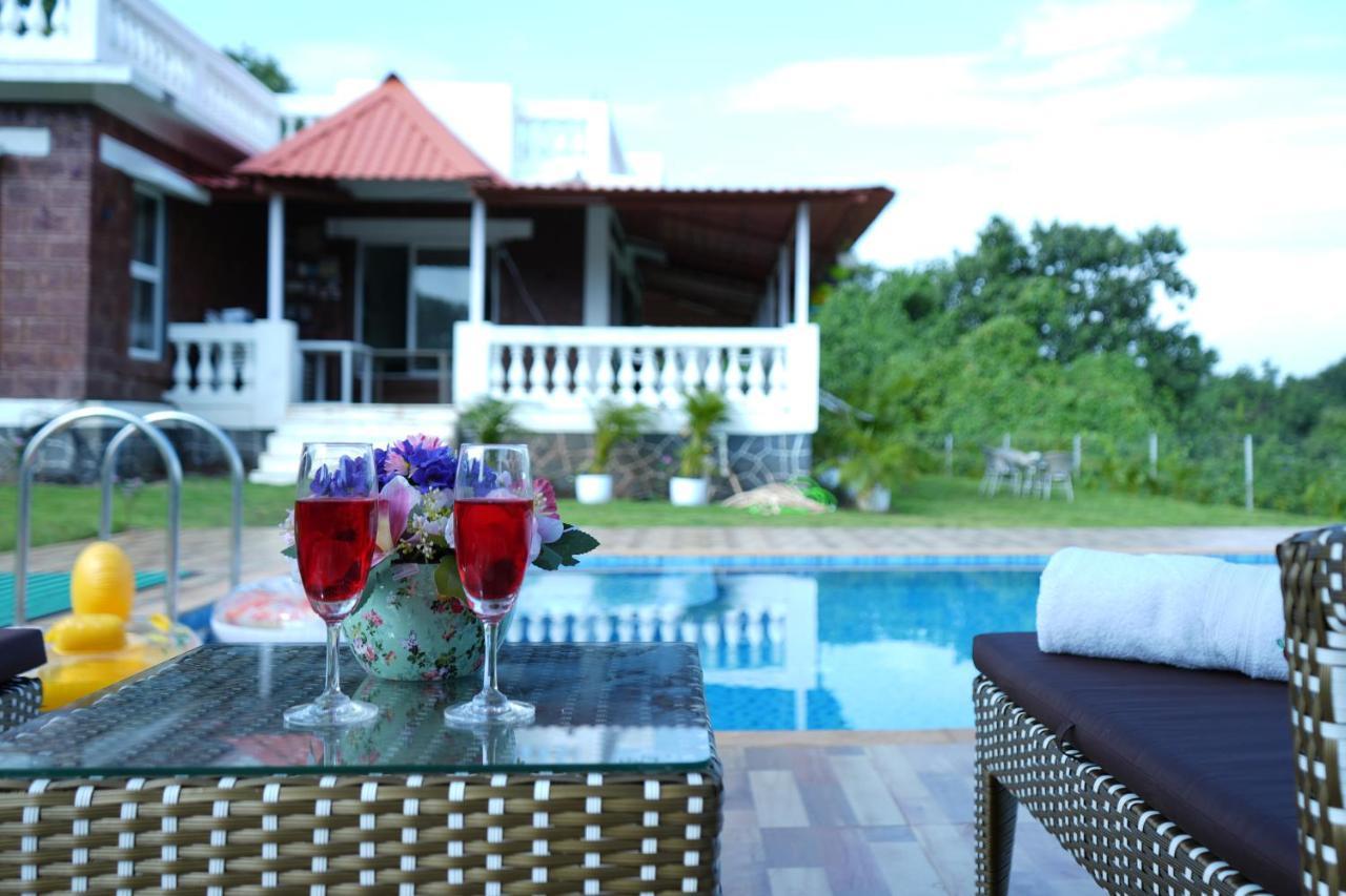 Spicy Mango Ocean Paradise - Luxurious Sea View Villa In Alibaug Christpada 외부 사진